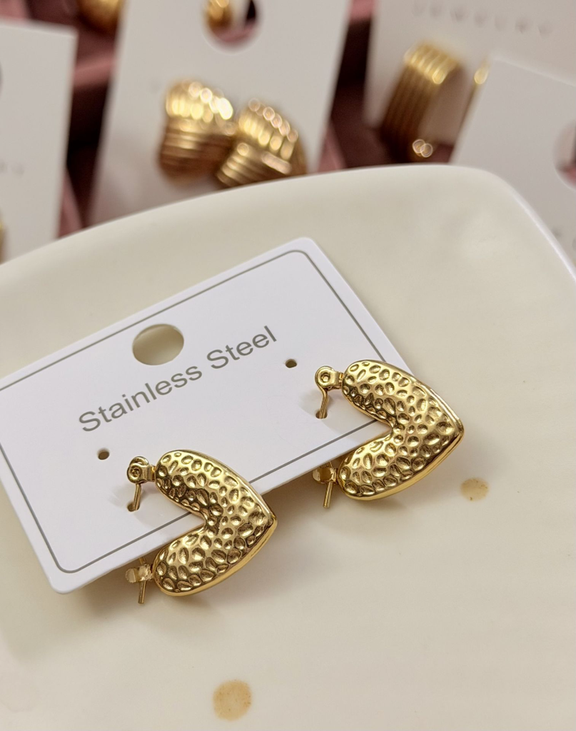 Ms. Grace Earring | Hoops