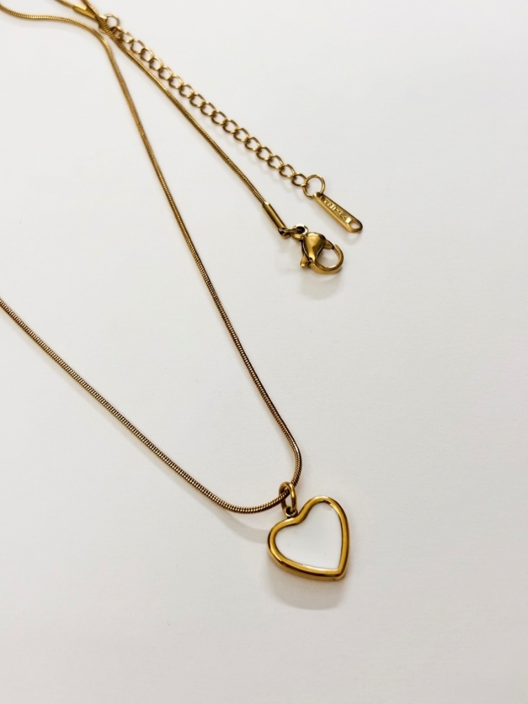White Heart Chain - Gold