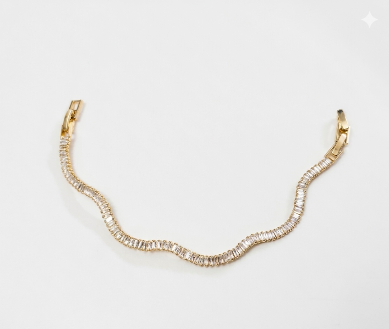 The Infinity Tennis Bracelet - Gold | Clear