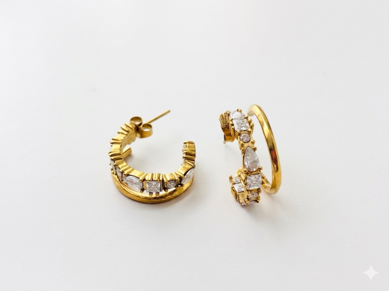 Diana Earrings – 18K Gold | Clear